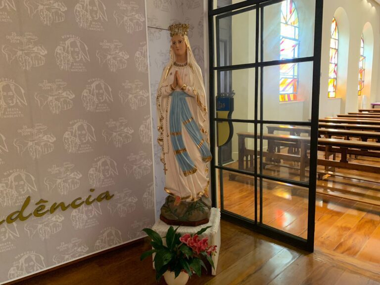 83ddcdd9-22da-40a3-a4b1-0df555a41f10